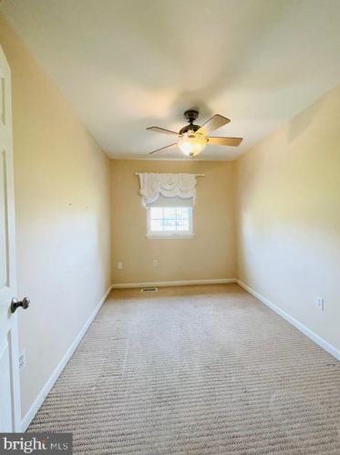 3517 Cranmer Mews, Woodbridge VA  22193-5302 exterior