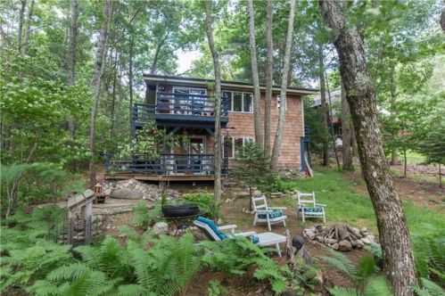 142 Gold Mine Rd, Glocester, RI 02814-1755