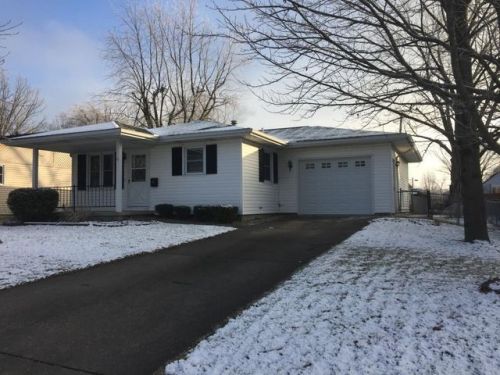 14 Taylor Ave, Charleston, IL 61920-2558