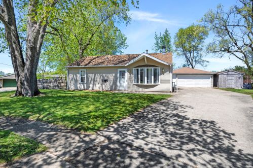 1154 Burry Ct, Joliet, IL 60403-2014