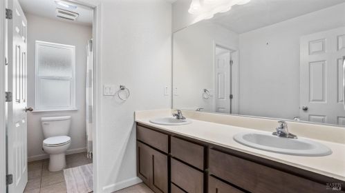 5283 Gramercy Cir, Fairfield CA  94533-6680 exterior