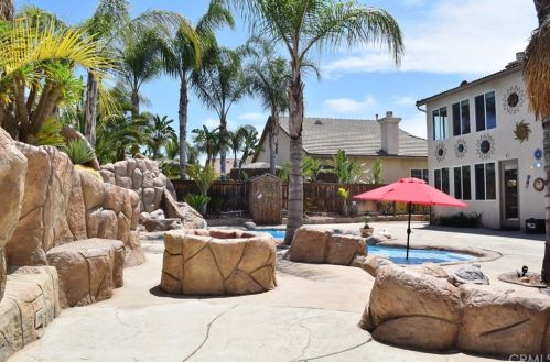 12722 Royal Palm Ln, Riverside CA  92503-7077 exterior