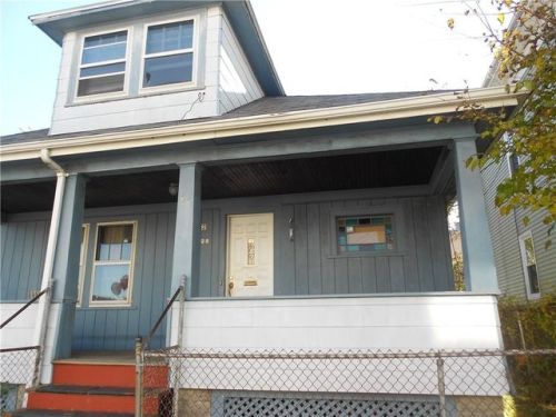 42 Ford St, Providence, RI 02907-2734