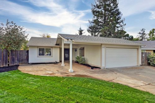 2541 Berrywood Dr, Rancho Cordova, CA 95670-5205