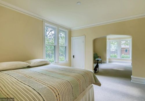 2689 8th Ave, Saint Paul MN  55109-3130 exterior