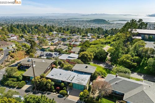 88 Kensington Rd, Berkeley, CA 94707-1012