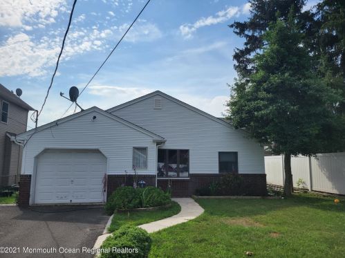 27 Bellevue Ave, Leonardo, NJ 07737-1607