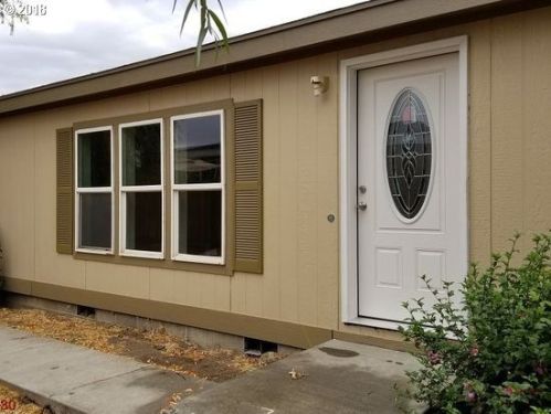 385 3rd St, Irrigon, OR 97844