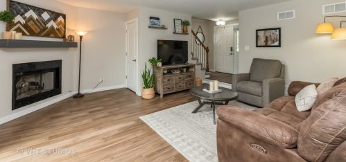 9443 Quail Trl, Tinley Park, IL 60487-5219