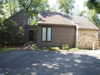 2130 Maurice River Pkwy, Vineland, NJ 08360-1919