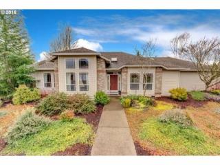 2116 Nugget Ln, Newberg, OR 97132-2639