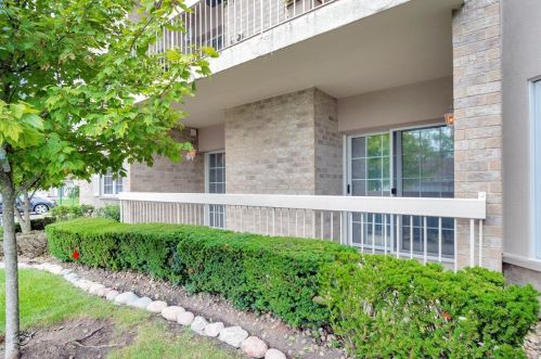 7747 Bristol Park Dr, Tinley Park, IL 60477-8588