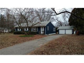 8 Broc Ter, Huntington, CT 06484-4204