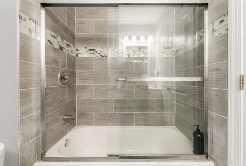 630 Londonberry Ln, Lemont IL  60440-1017 exterior