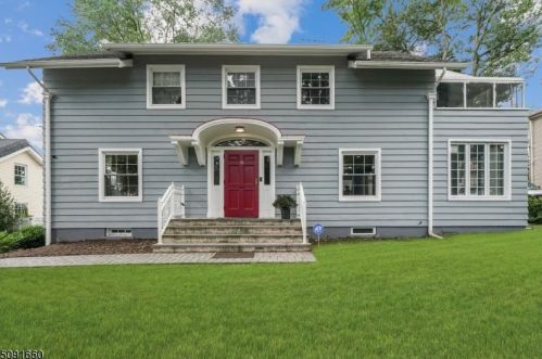 15 Hutton Ave, Town Center, NJ 07052-4803