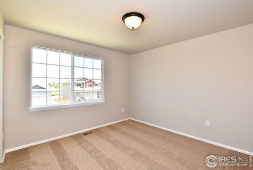 2670 Emerald St, Loveland CO 80537-2013 exterior