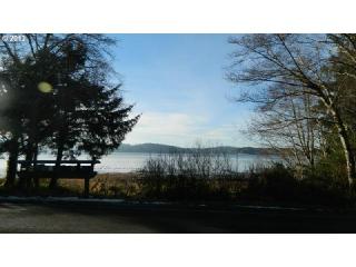 300 Johnston Ln, Newport, OR 97365-9631