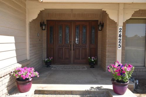 2425 Walter Dr, Modesto, CA 95351-4859