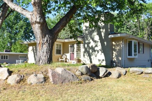 307 3rd St, Columbus, MN 55025