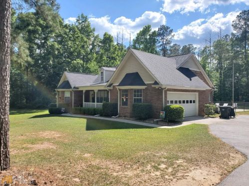 65 Day Rd, Meansville, GA 30256-2668