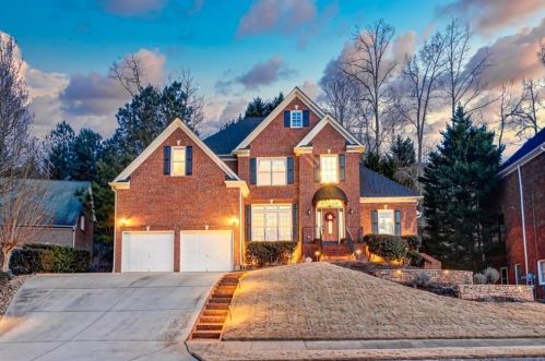 1331 Cameron Glen Dr, Marietta, GA 30062-3046