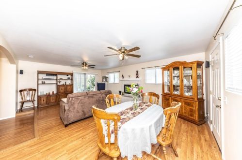 1935 Random Dr, Anaheim CA  92804-3539 exterior