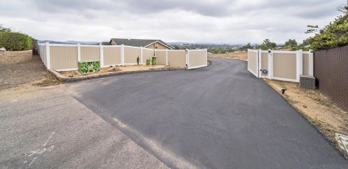 581 Shays Way, Ramona, CA 92065-1963