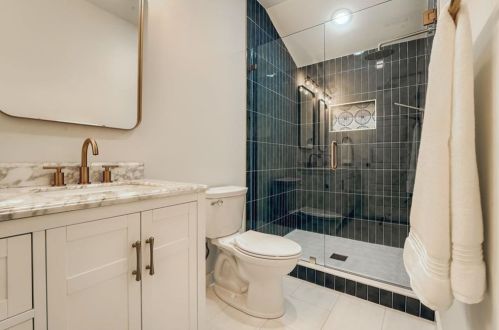 4590 Briarcliff Rd, Atlanta GA  30345-2160 exterior