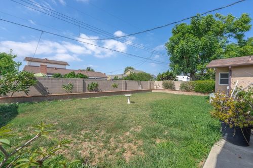 16341 Myrtlewood St, Santa Ana, CA 92708-1928