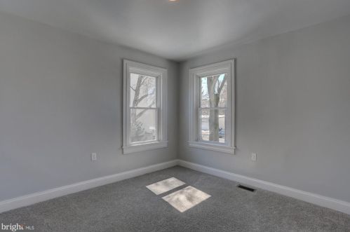 504 Chestnut St, Lancaster PA  17602-3019 exterior