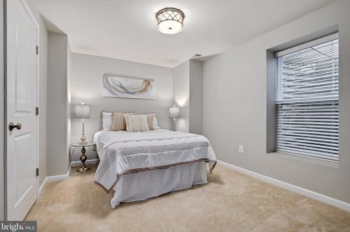 8810 Gunston St, Fulton MD  20759-2308 exterior