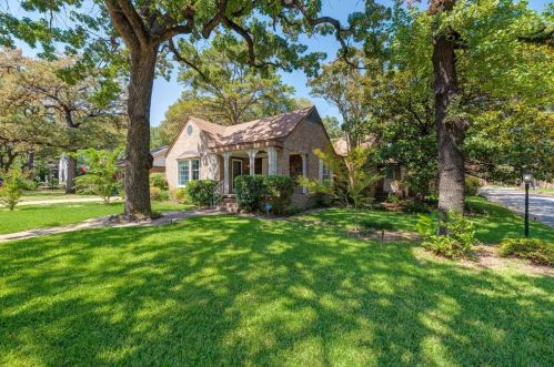 2233 Goldenrod Ave, Fort Worth, TX 76111-1610