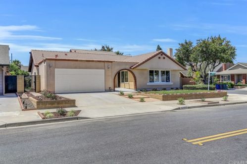 3902 San Mateo Ave, Los Alamitos, CA 90720-2251