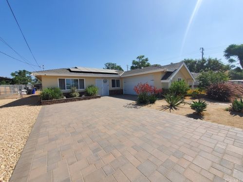 9713 55th St, Riverside, CA 92509-4814