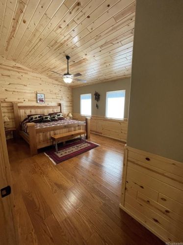 2221 Sigler Dr, Sangre De Cristo Ranches CO exterior