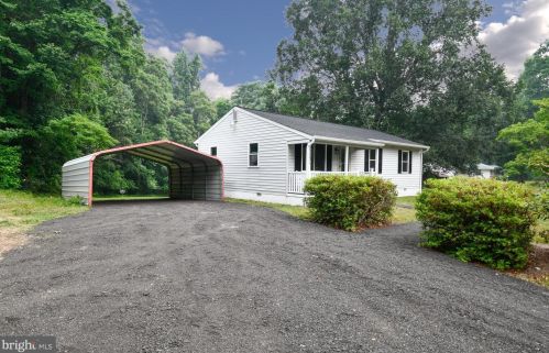 22531 Tidewater Trl, Rappnhanck, VA 22538-2034