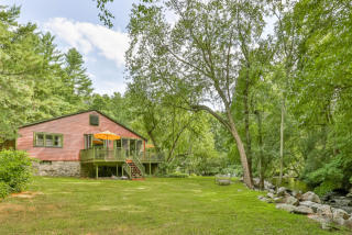 923 Westport Tpke, Fairfield, CT 06824-1671