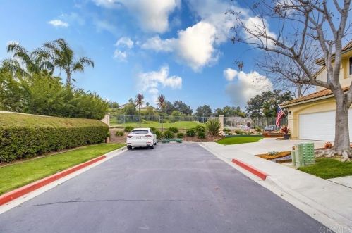 2402 La Costa Ave, Chula Vista CA  91915-1406 exterior