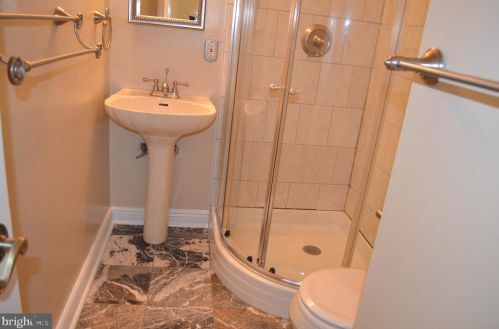 8902 16th St, Silver Spring MD 20910-2231 exterior