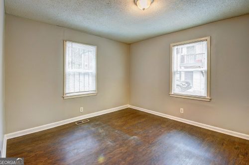 389 Holderness St, Atlanta GA  30310-1725 exterior
