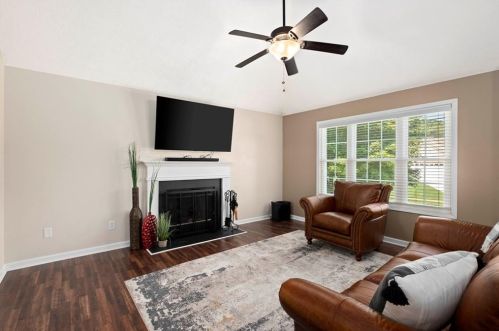 110 Eagle Glen Dr, Holly Springs GA  30189-6915 exterior