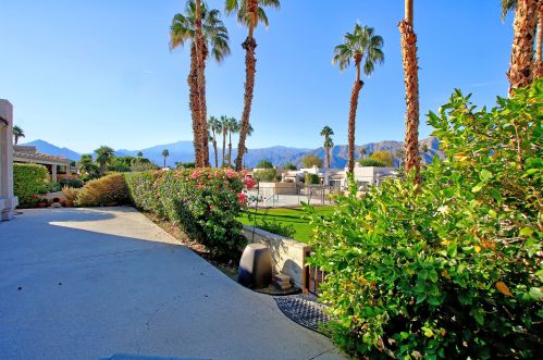 48246 Calle Florista, La Quinta, CA 92253-2247