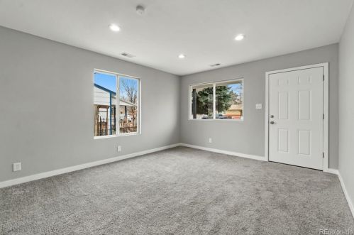 1220 Knox Ct, Denver CO  80219-3928 exterior