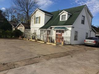 8453 Howard Dr, Houston TX  77017-4731 exterior