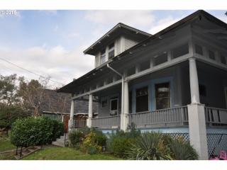 3608 7th Ave, Portland, OR 97202-2705