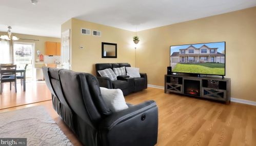 1735 Rocky Rd, York, PA 17315-3683
