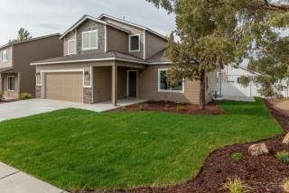 486 Glengarry Pl, Bend, OR 97702-2068