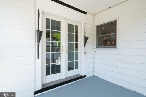 409 Warwick Rd, Tavistock NJ 08033-3829 exterior