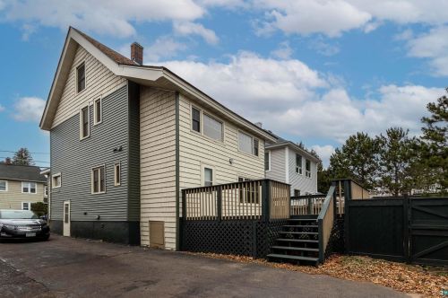 1032 Lake Ave, Duluth, MN 55802-2408