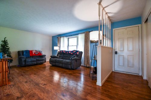 3592 Hampton Rd, Springfield OH  45502-9690 exterior